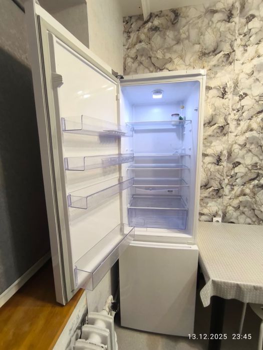 Доставка холодильник люстра