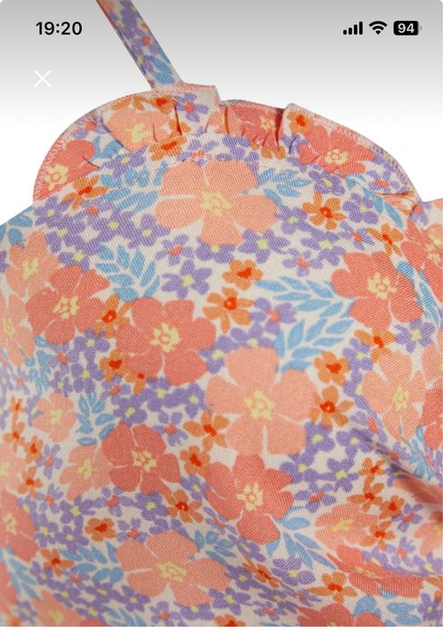 Rochita de plaja roz cu motive florale Marime S/36