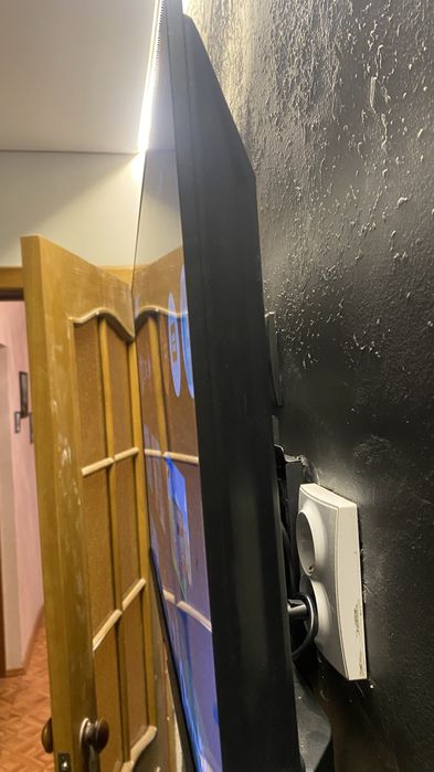 Смарт телевизор 81