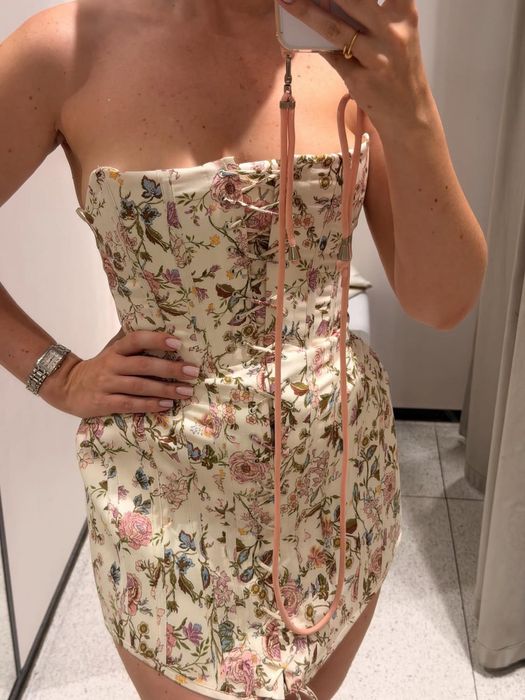 Viral dress Zara