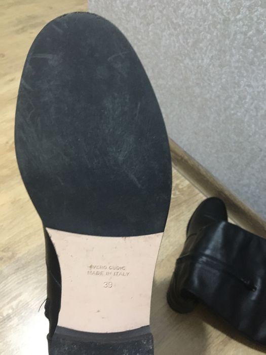 Продам демисезонные сапоги