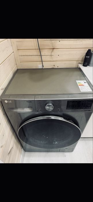 LG ThinQ Стиральная машинка б/у