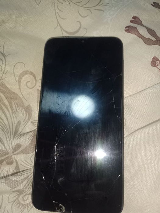 Samsung  A10 kelishamiz