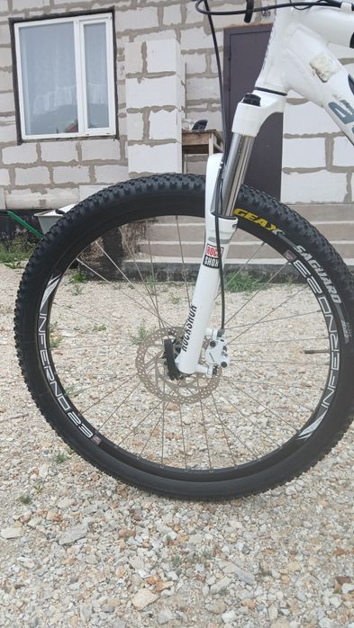 Продам велосипед Author