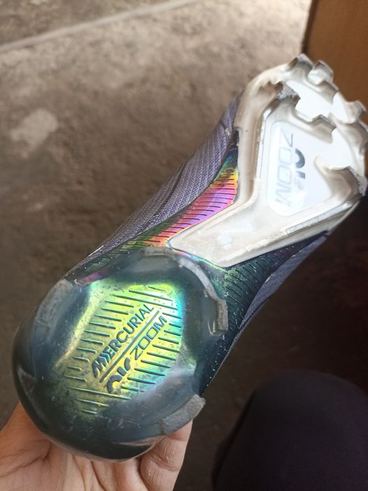 Продам бутсы срочно