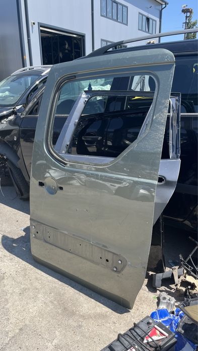 Задна лява плъзгаща врата Peugeot Partner, Citroen Berlingo