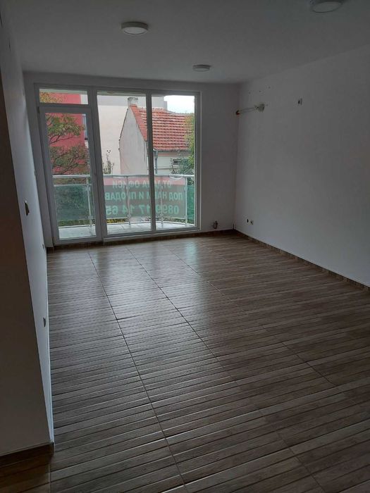 Продава се Офис в Търговище, Център - 73 кв.м за 1104 €/кв.м - Снимка #1