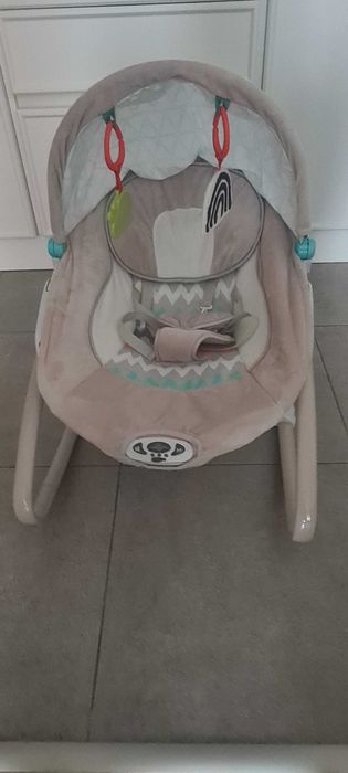 Leagan electric pe baterii