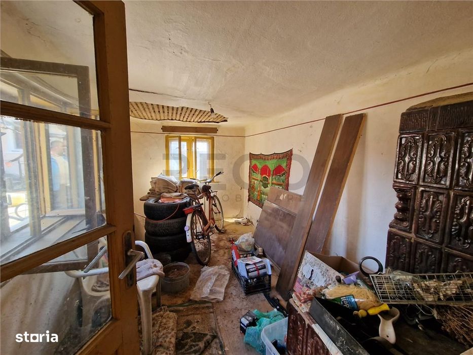 Teren mare cu 2 case in Sabolciu, com. Sacadat