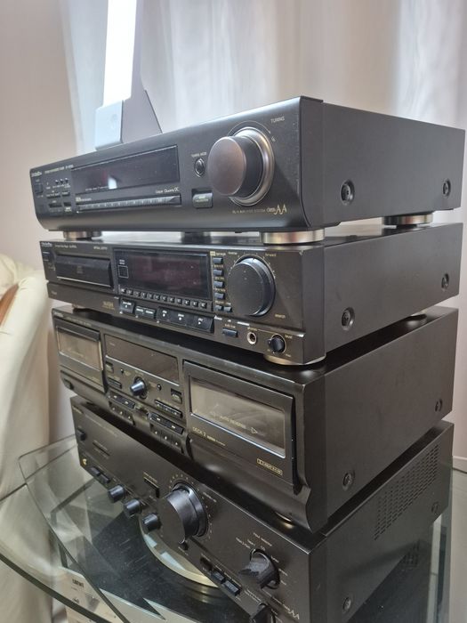 Sistem Technics  tuner cd. deck si amplificator