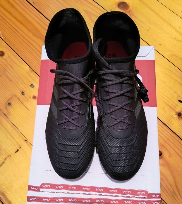 Ghete Adidas Predator 18.2 FG