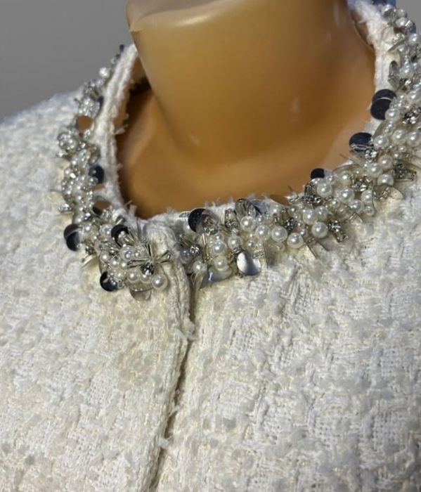 Пиджак букле белый в наличии 3 размера