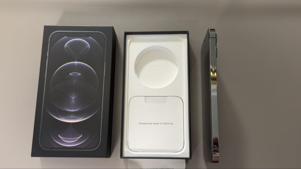 Vand IPhone 12 pro max 128 Gb 5G Black