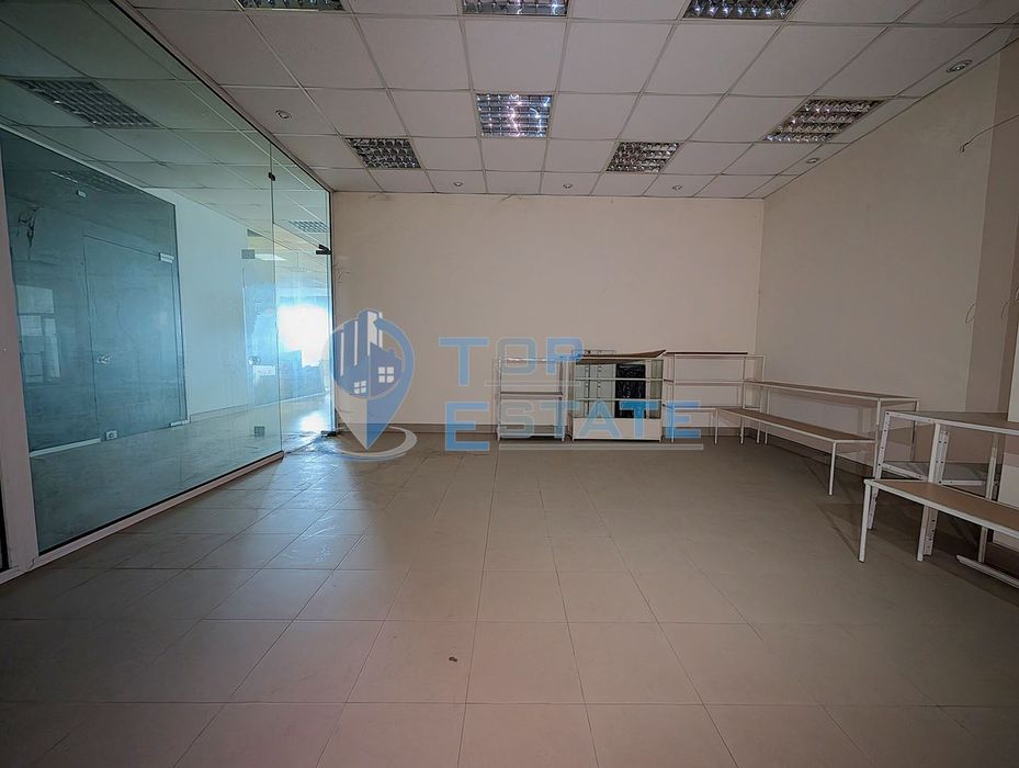 Продава се Магазин в Велико Търново, Център - 38 кв.м за 1000 €/кв.м - Снимка #2