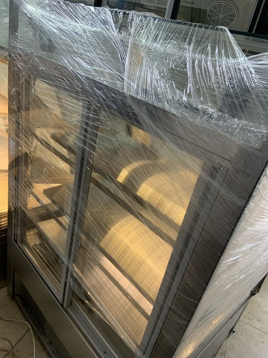 Сладкарска хладилна витрина / ШВЕЦИЯ 90см/