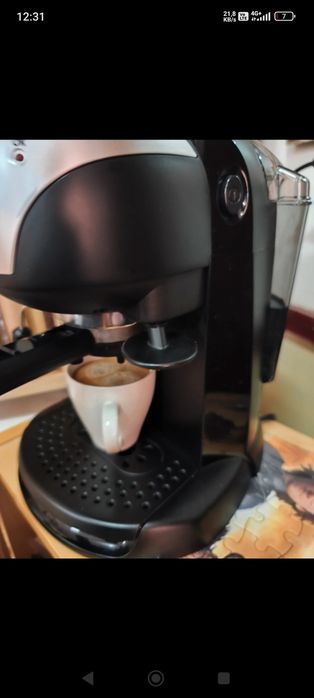 Aparat cafea DeLonghi