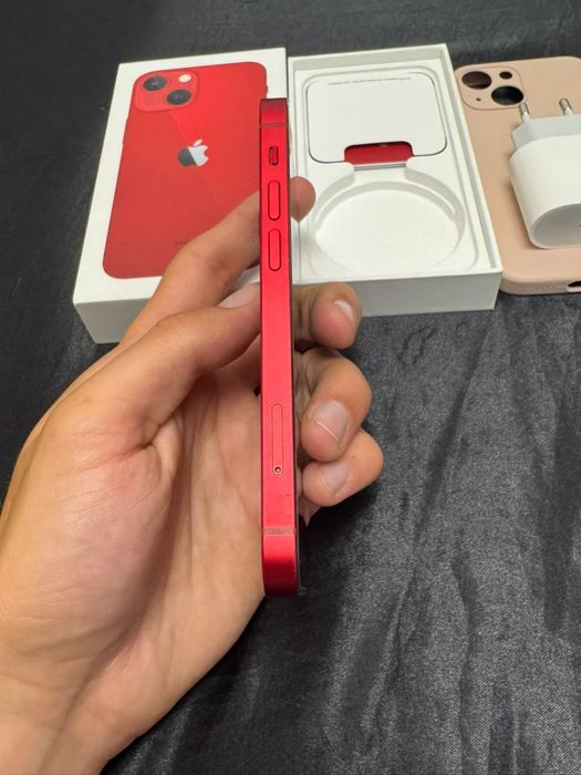 Iphone 13  идеал  продам