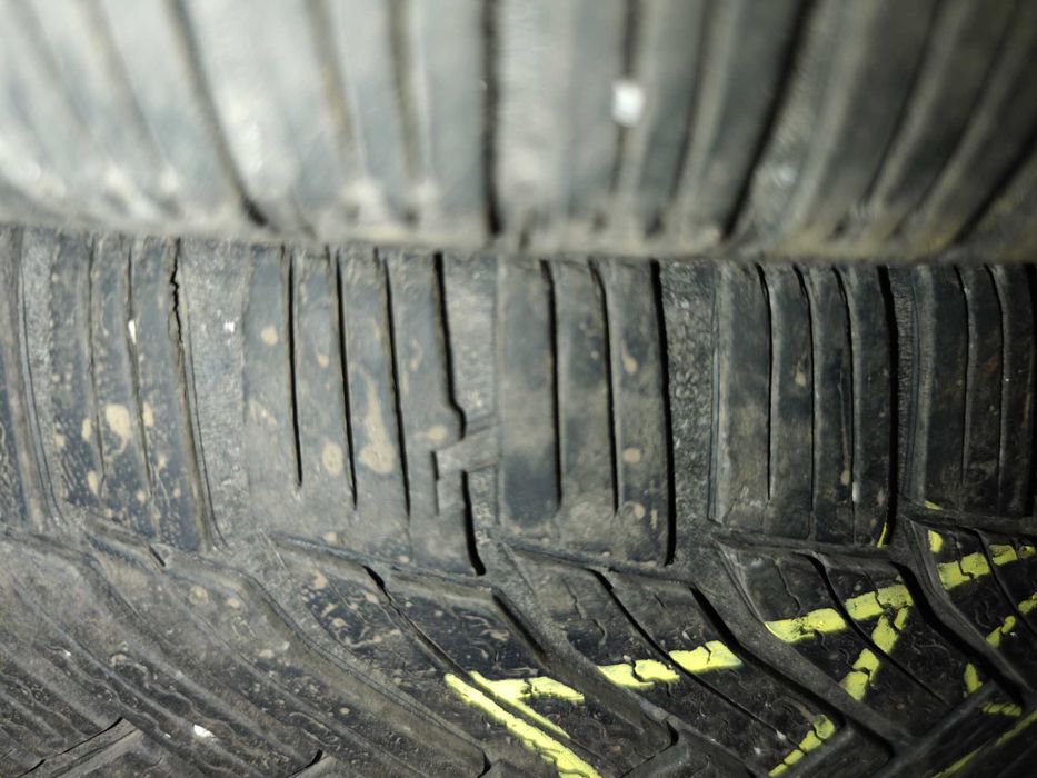 Michelin Alpin 6 215 55 17 dot 3518 зимни гуми