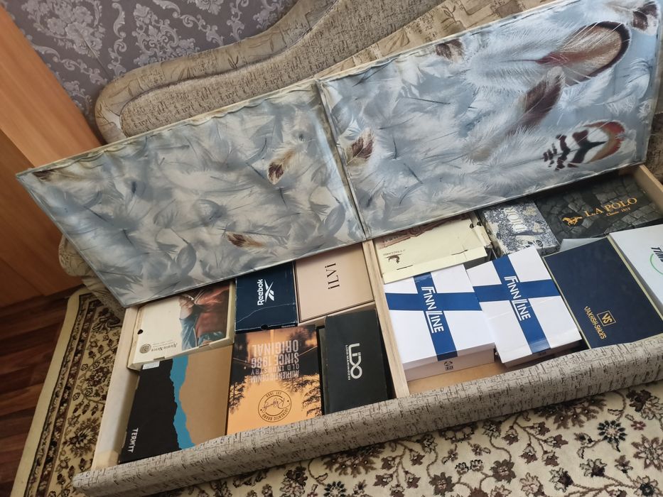 Продам б/у 2 дивана