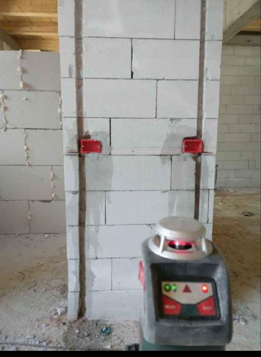 Electrician SRL execut instalații electrice