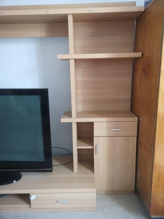 Шикарный шкаф в идеальном состоянии