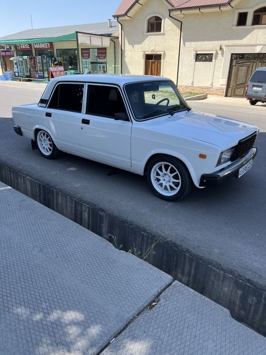 Vaz 2107 sotiladi injektor