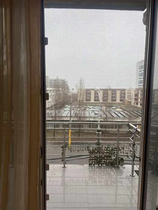 Direct proprietar vand apartament 3 cam complet utilat si mobilat