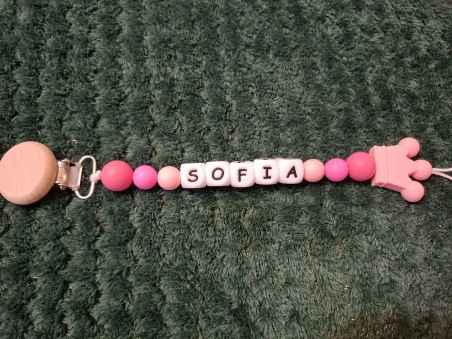 Lantisoare de suzeta