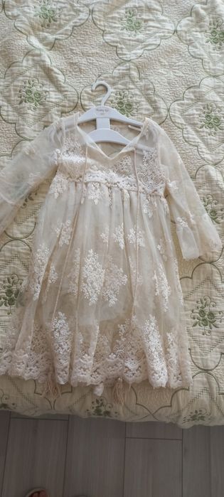 Продам детское нежное платье
