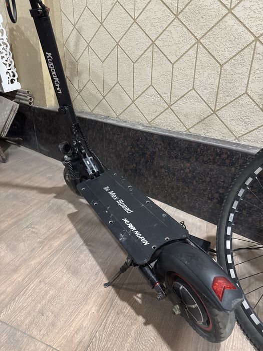 електро самокат Kuggo Max speed