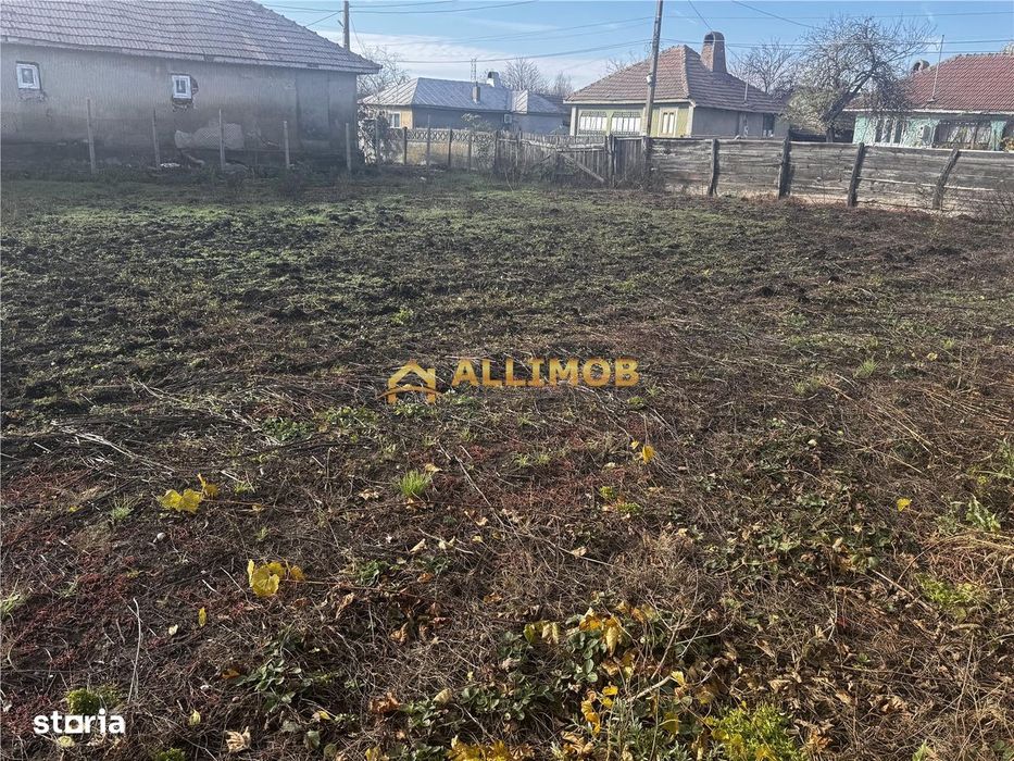 Casa batrâneasca + 1500 mp teren, doua deschideri – Fulga, Prahov