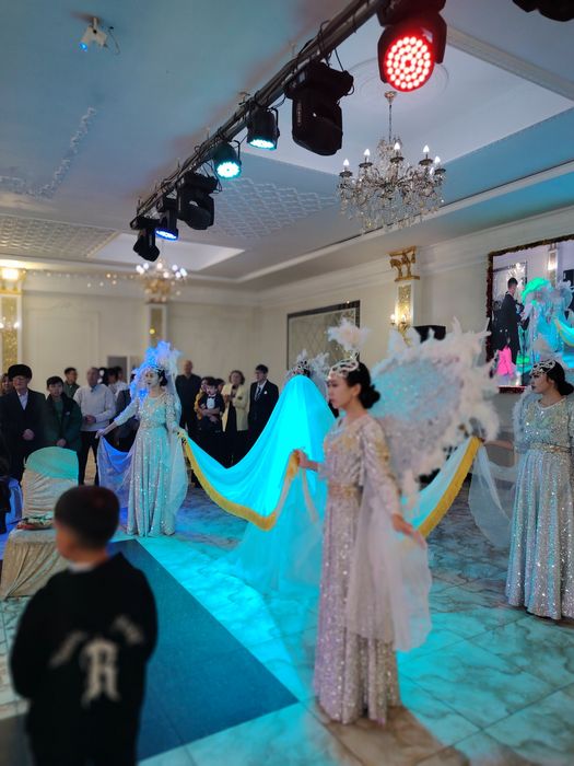 Танцевальные костюмы