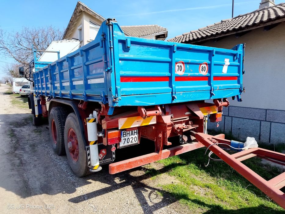 Тристранен САМОСВАЛ КАМИОН С 8 тона КРАН