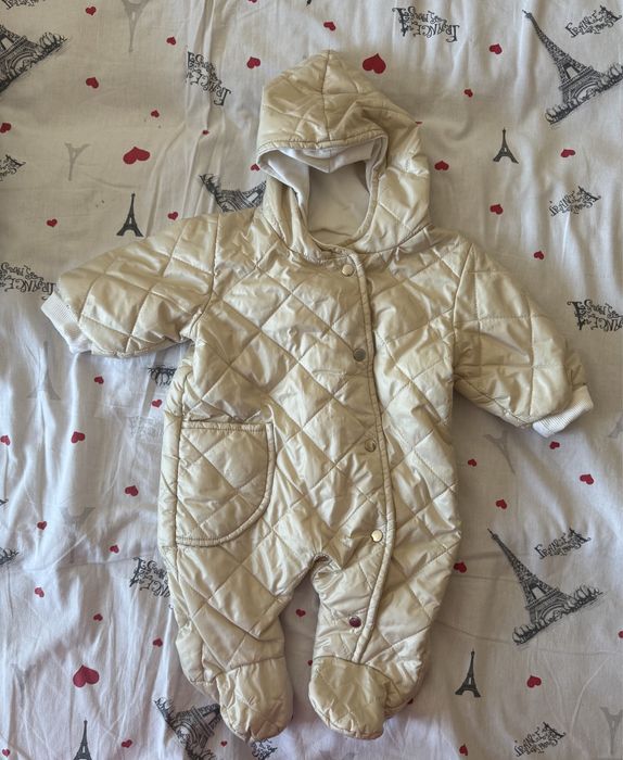 продам детскую верхнюю одежду