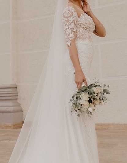 Rochie de mireasa cu voal lung