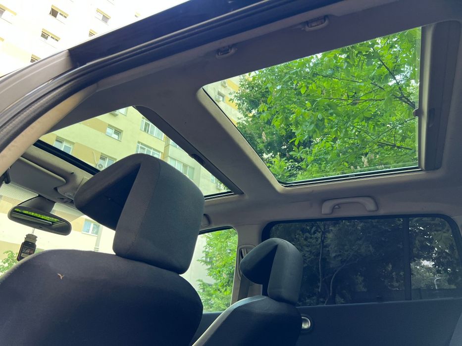 Renault Megane 2 Break 1.6 Benzină • Panorama • Keyless • Climatronic