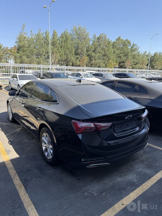 Malibu 2 xl sotiladi rangi qora kiraskasi toza holati idyal