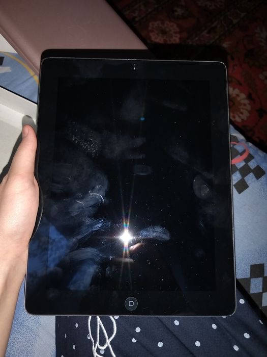 IPad 2 Wi-fi 64 Gb Black sotiladi