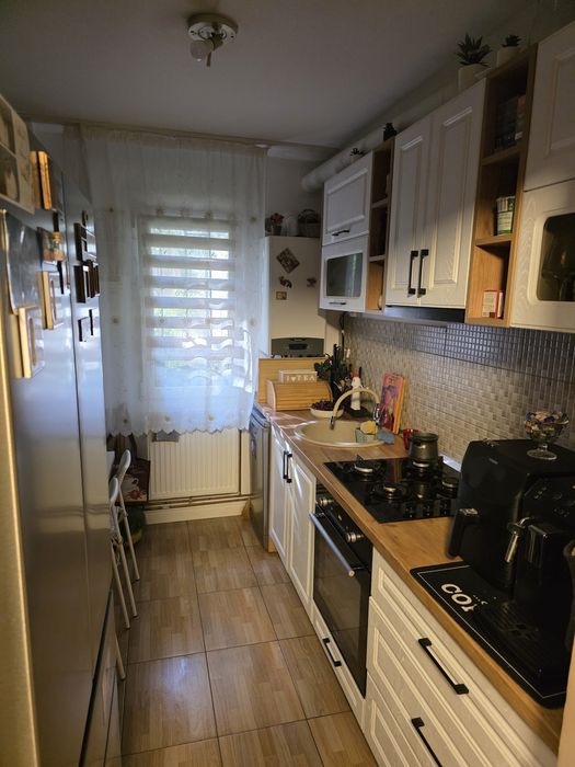 Apartament 3 camere  Podu Ros