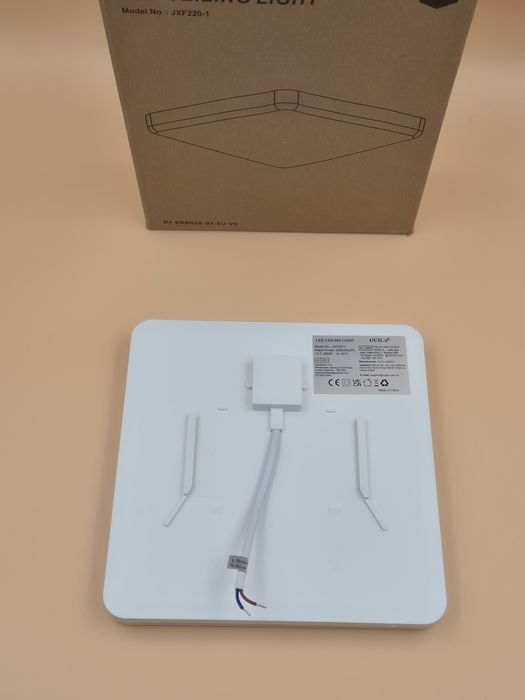 Aplică LED pătrată Ouila 20W