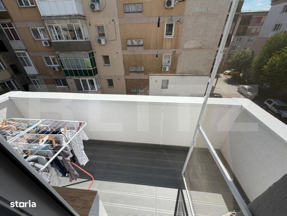 Apartament spatios cu 4 camere, decomandat, complet mobilat si renova