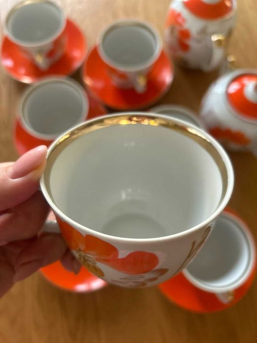 Старинен руски сервиз за чай (200 мл.), закупен около 1980г.