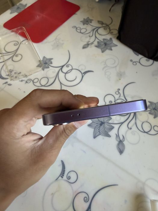 Продам Samsung s24+ 12/256