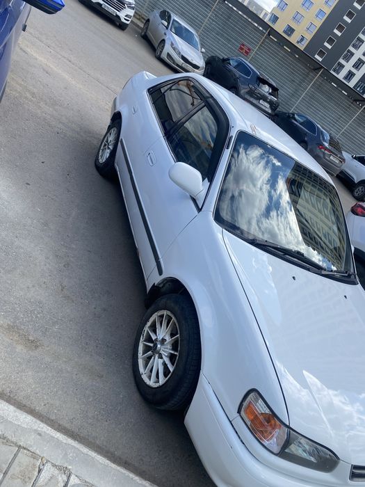 Продам Toyota carolla
