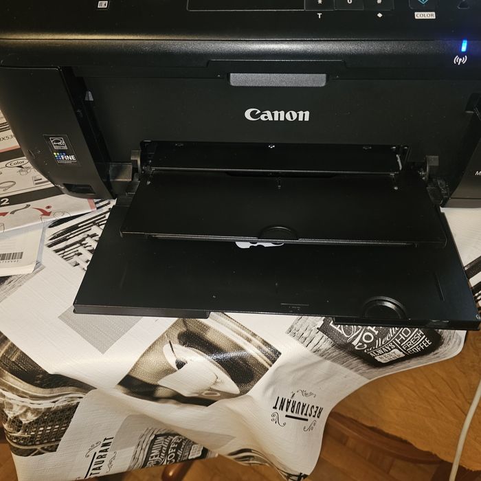 Принтери Canon 2 броя