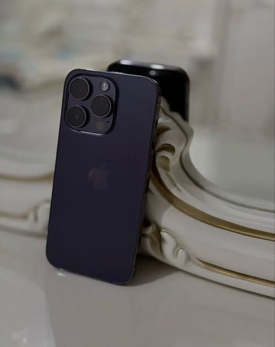 Продам или обмен айфон 14 про на 15 про