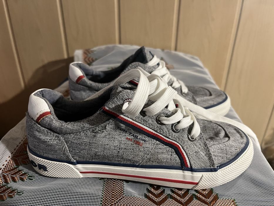 Оригинални маратонки