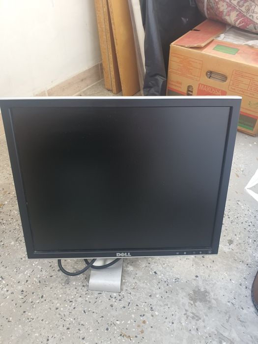 Монитор DELL 19 инча
