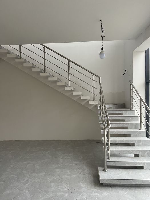 Здание в аренду .