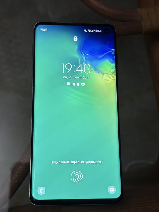 Продам samsung s10